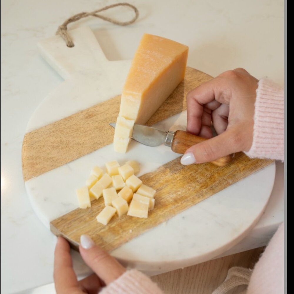 Beachly - The Coastal Breeze Cutting Board